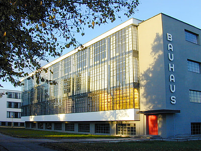 Bauhaus building thumbnail