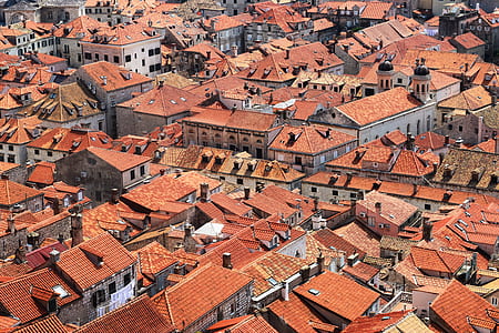 brown concrete houses thumbnail