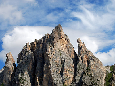 gray and brown Stone Formation thumbnail