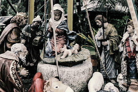 nativity statues thumbnail
