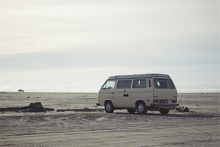 white van thumbnail