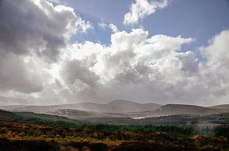 Landscape with mountains thumbnail