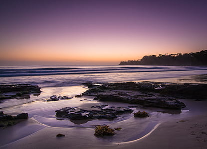 body of water over the horizon thumbnail