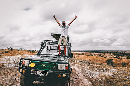 Green Toyota Truck thumbnail