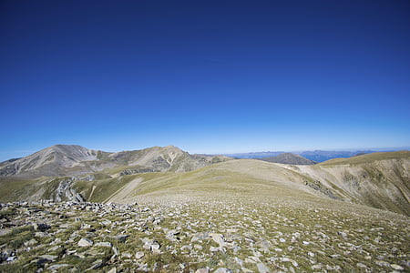 landscape photography of mountain thumbnail