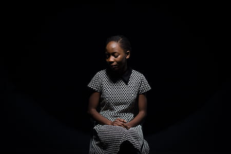 photography of woman sitting thumbnail