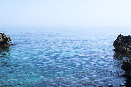 rocks on body of water thumbnail