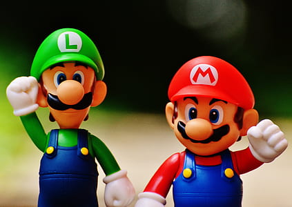 Luigi and Super Mario Figure thumbnail
