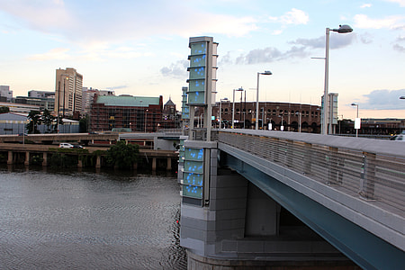 Bridge and Cityscape in Philadelphia, Pennsylvania thumbnail