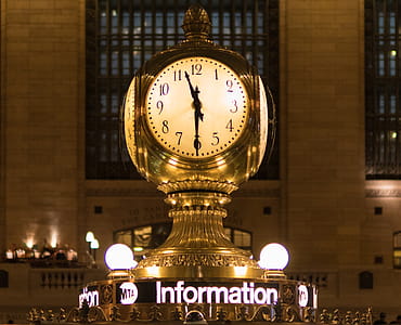 Gold Station Clock at 11:30 thumbnail