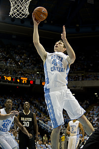 basketball player about to lay up photo thumbnail