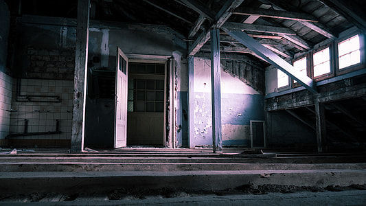 architectural photography of house thumbnail