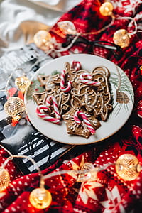 Christmas ornament cookies thumbnail