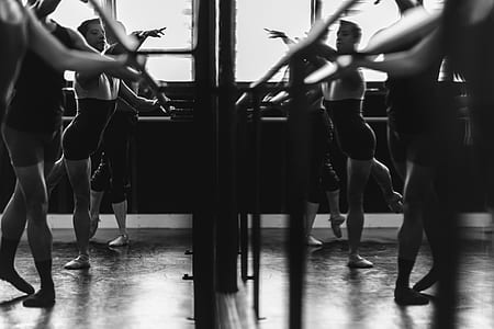 group of women dancing ballet thumbnail