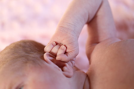 baby close-up photo thumbnail