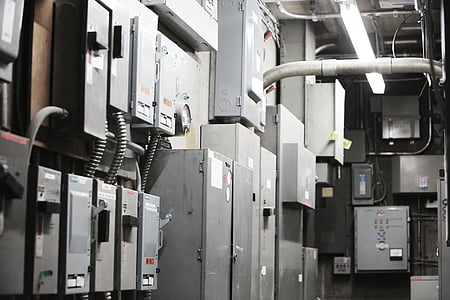 gray circuit breakers thumbnail