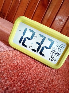 Close-Up Photography of Yellow Alarm Clock thumbnail