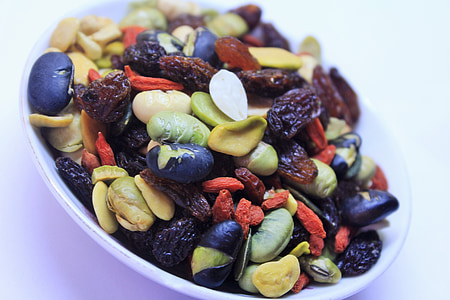 beans in white bowl thumbnail