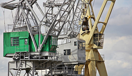 three tower crane thumbnail