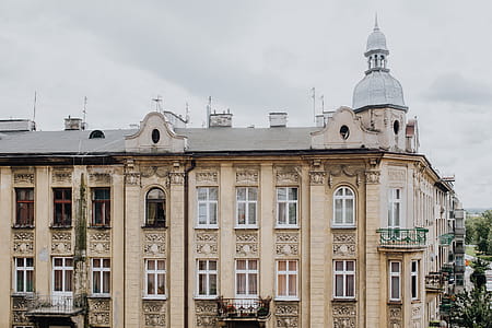 The magic of the first Polish Capital City, Cracow, Poland thumbnail