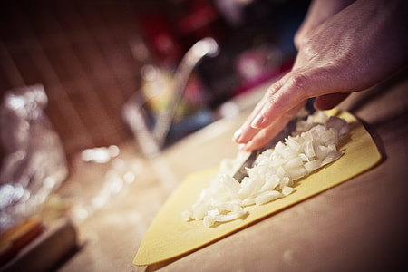 Slicing Onions in the Kitchen thumbnail