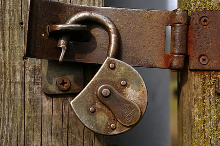 brown padlock thumbnail