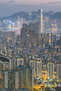 city skyline illustration thumbnail