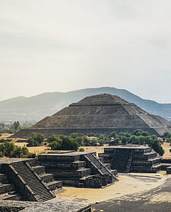 Pyramid of the Sun in Mexico State,Mexico on a foggy day thumbnail