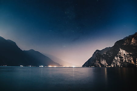mountain with sea at daytime thumbnail