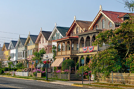row of wooden houses thumbnail