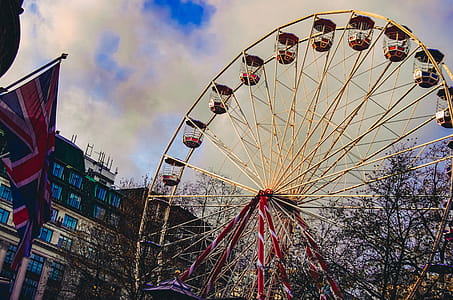 Ferris Wheel Under White Clouds thumbnail