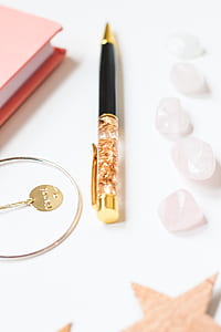 Gold and Black Click Pen thumbnail