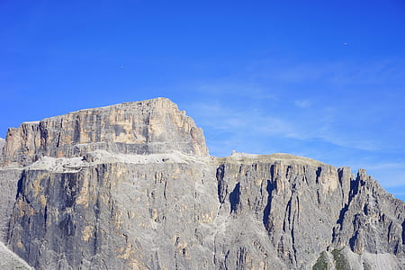 rock mountain during day thumbnail