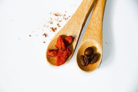 two brown spatulas thumbnail