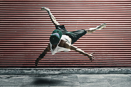 Break Dancing thumbnail