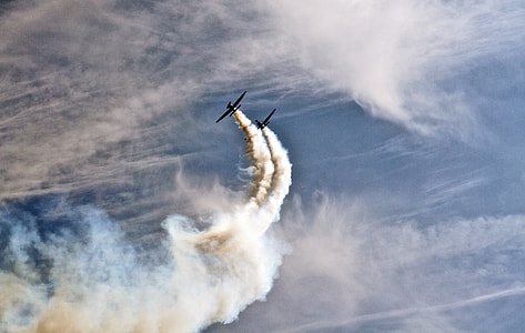 two airplanes on sky thumbnail