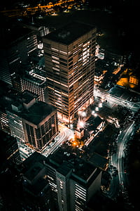 shallow focus photography of white concrete buildinmg thumbnail