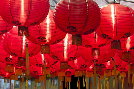 red chinese lanterns thumbnail