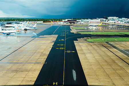 Airport Runway Plane thumbnail