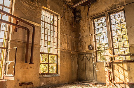 brown building glass windows thumbnail