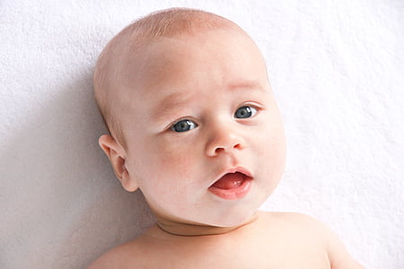 photo of toddler's face thumbnail