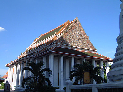 Wat Kanlayanimitr in Bangkok, Thailand thumbnail