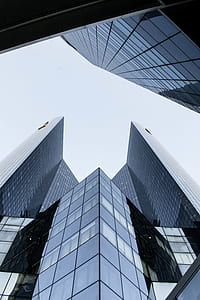 mirrorized building thumbnail
