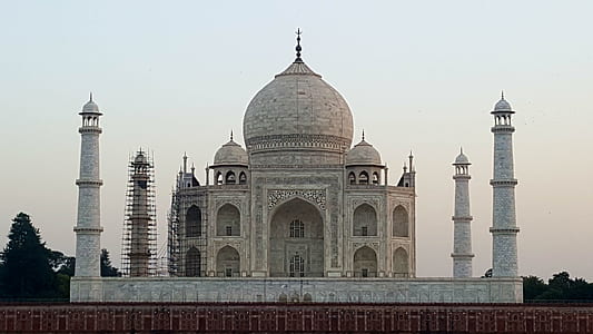 Taj Mahal, India thumbnail