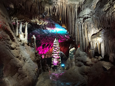 flow of water inside cave thumbnail