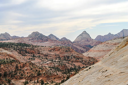 landscape photography of mountain thumbnail