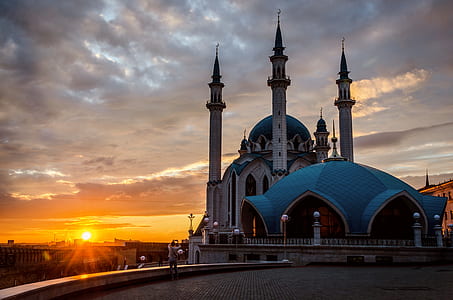 white and blue concrete mosque thumbnail