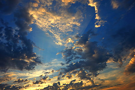 clouds during sunset thumbnail