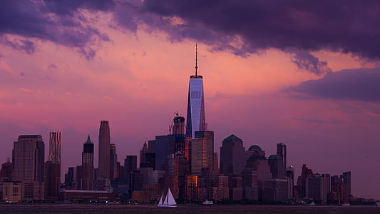 city during sunset thumbnail