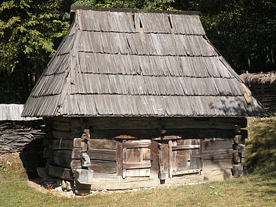 gray nippa house thumbnail